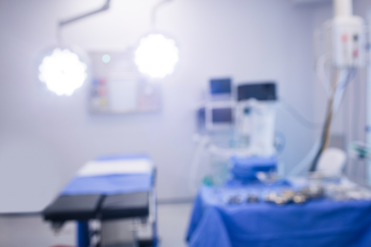 Equipping and operating primary medical clinics at work sites and gatherings